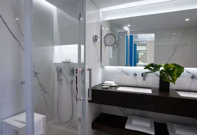 デラックスルーム, Neptune Luxury Resort