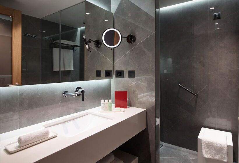 Люкс, Neptune Luxury Resort