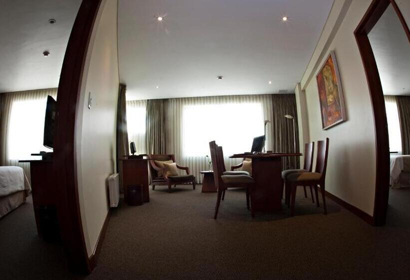 سوییت خانوادگی, Suites Camino Real