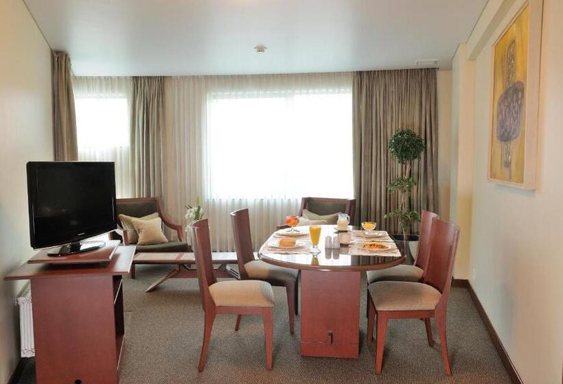 سوییت خانوادگی, Suites Camino Real