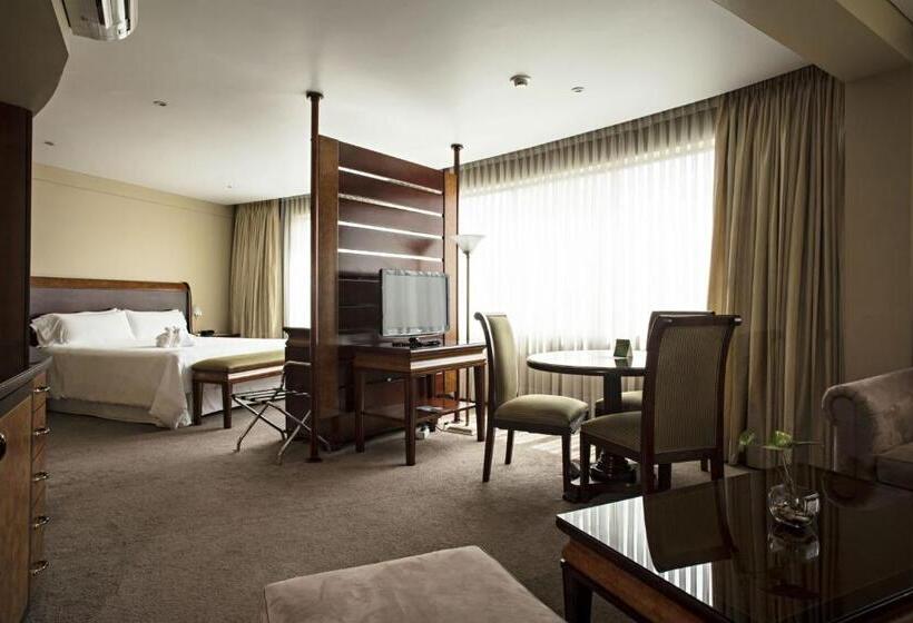 سوئیت رویال, Suites Camino Real