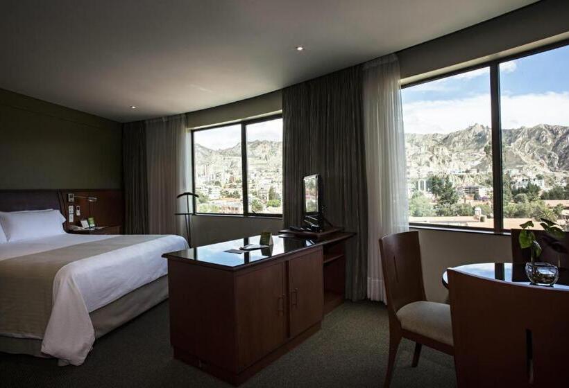 سوئیت با تخت بزرگ, Suites Camino Real