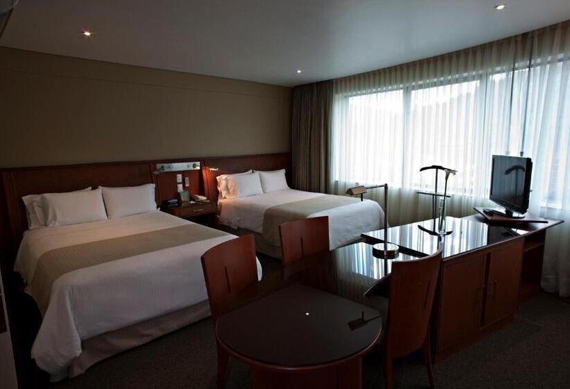 سوییت, Suites Camino Real