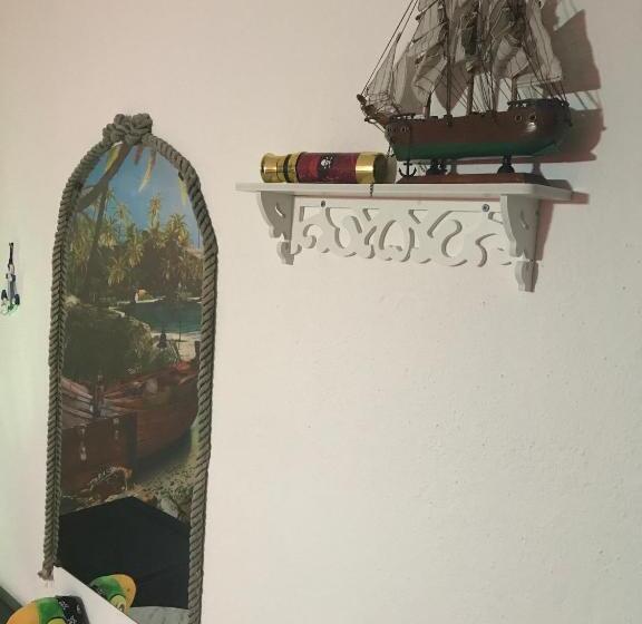 חדר סטנדרט נוף לגינה, Acquamarina B&b