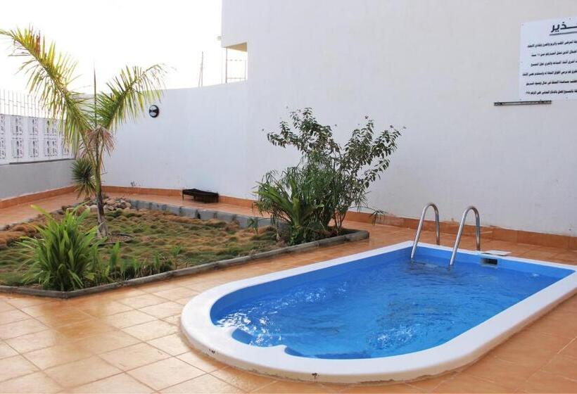 فيلا غرفتين نوم, Al Jar Resort   Families Only