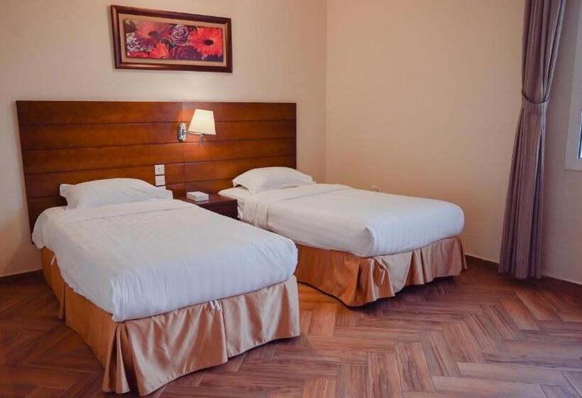 Вилла 2 Спальни, Al Jar Resort   Families Only