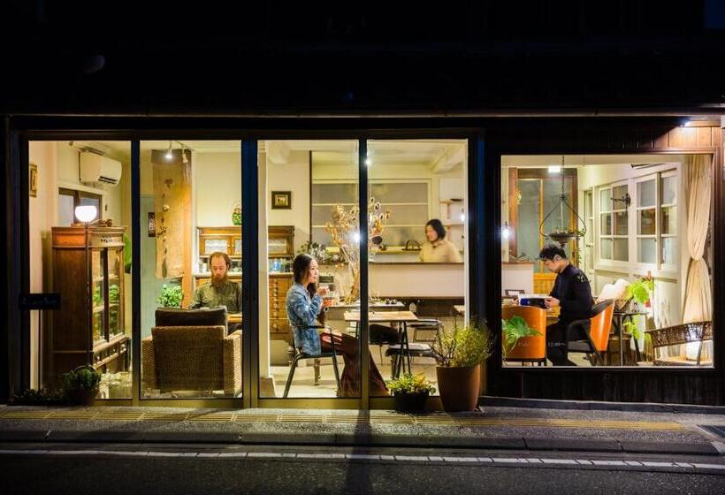 浴室共有スタンダード４人用ルーム, Guest House Kura