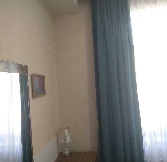 Chambre Economy Individuelle, Sakura Inn