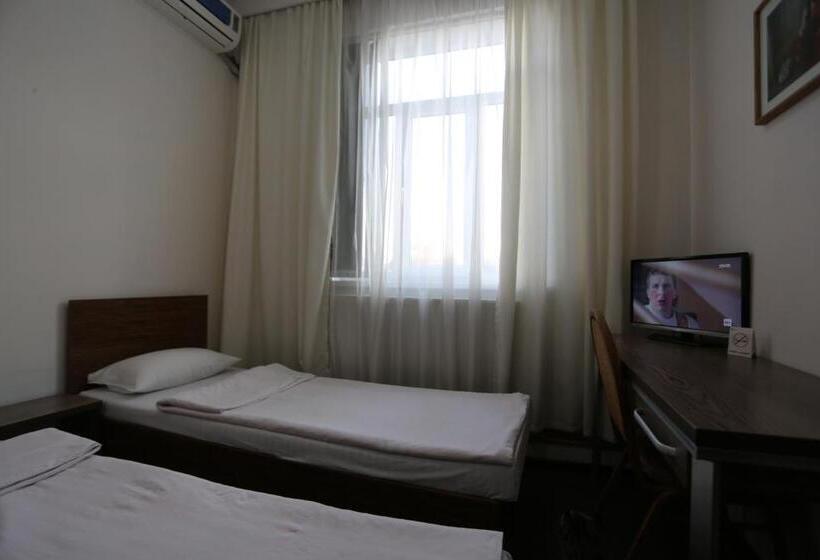 Chambre Economy, Sakura Inn