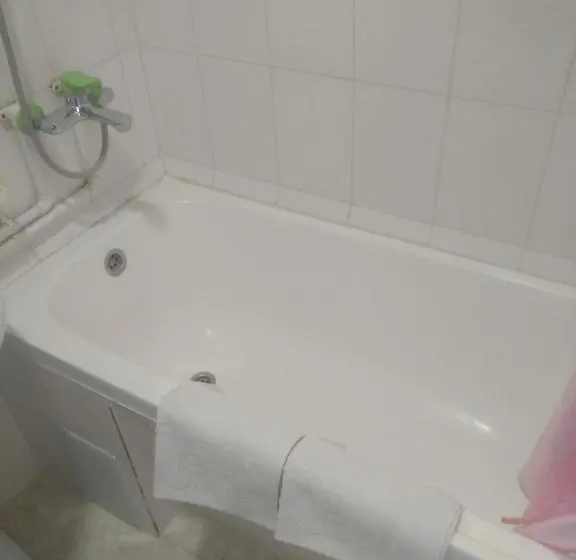 اتاق استاندارد, Sakura Inn