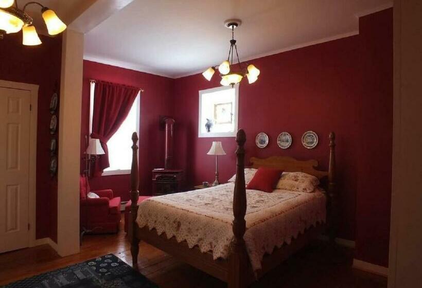 جناح, The Chepstow Inn