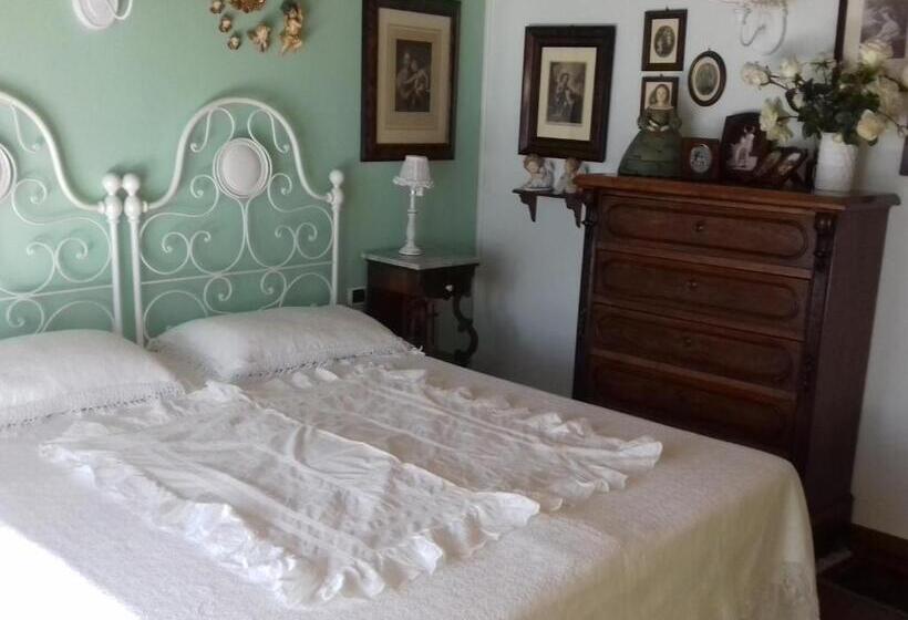 Номер Стандарт с Балконом, B&b Silvana