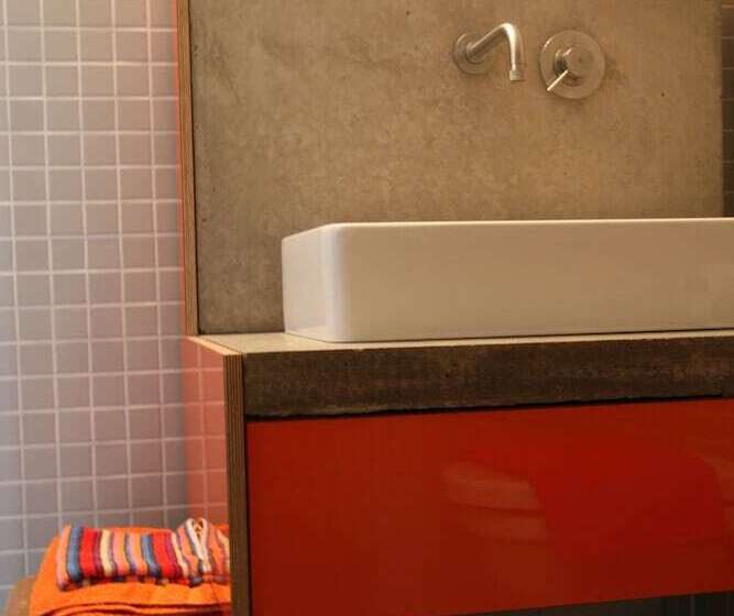 חדר סטנדרט, Lådfabriken