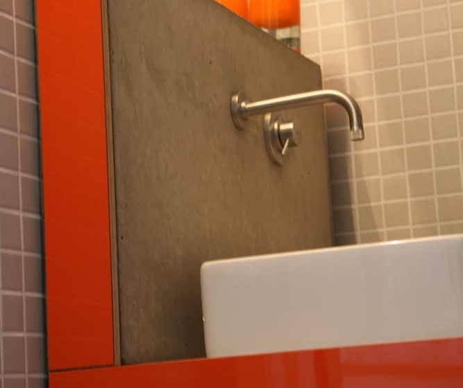 חדר סטנדרט, Lådfabriken