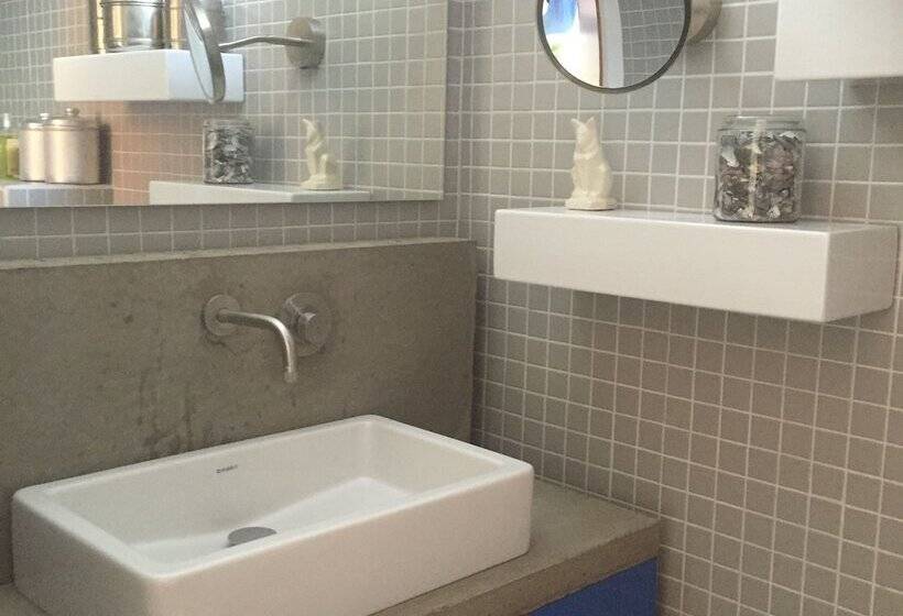 חדר סטנדרט, Lådfabriken