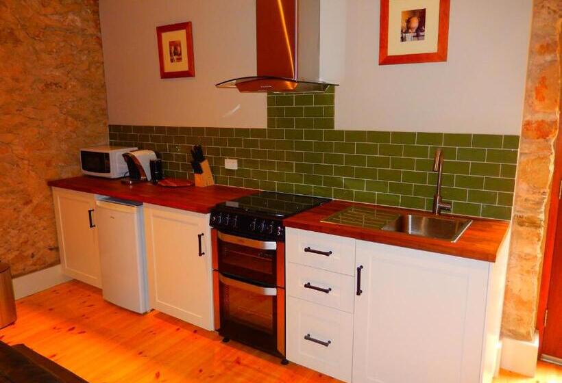 豪华工作室, Morialta Barns