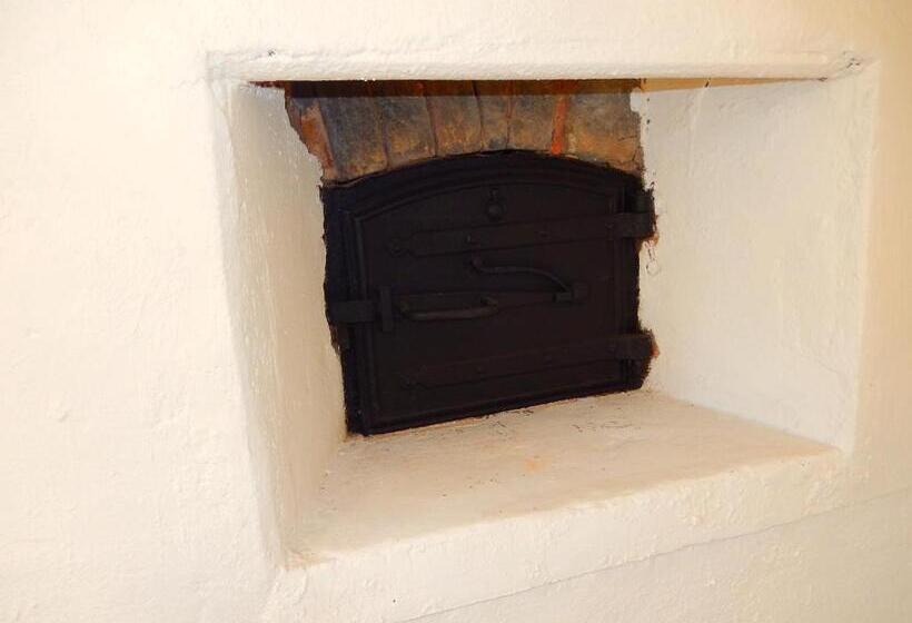 2间卧室的房子, Morialta Barns