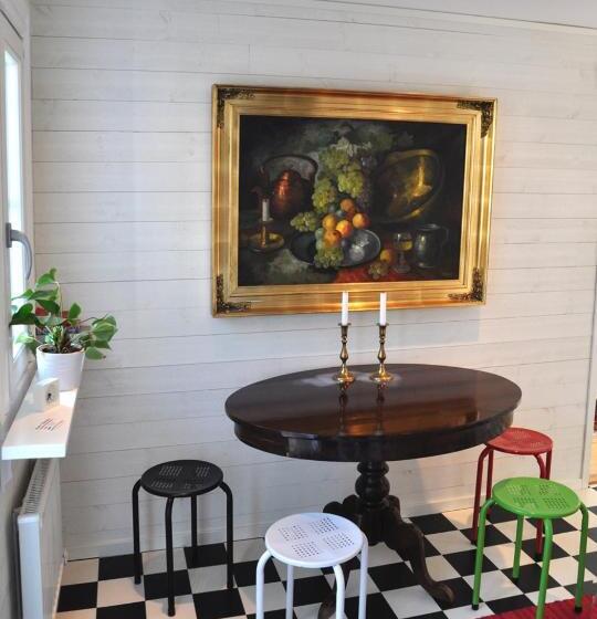 غرفة قياسية, Room In Ekestad