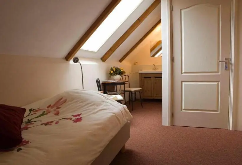 バスルーム共有のシングルスタンダード, Bed & Breakfast Onder Dak