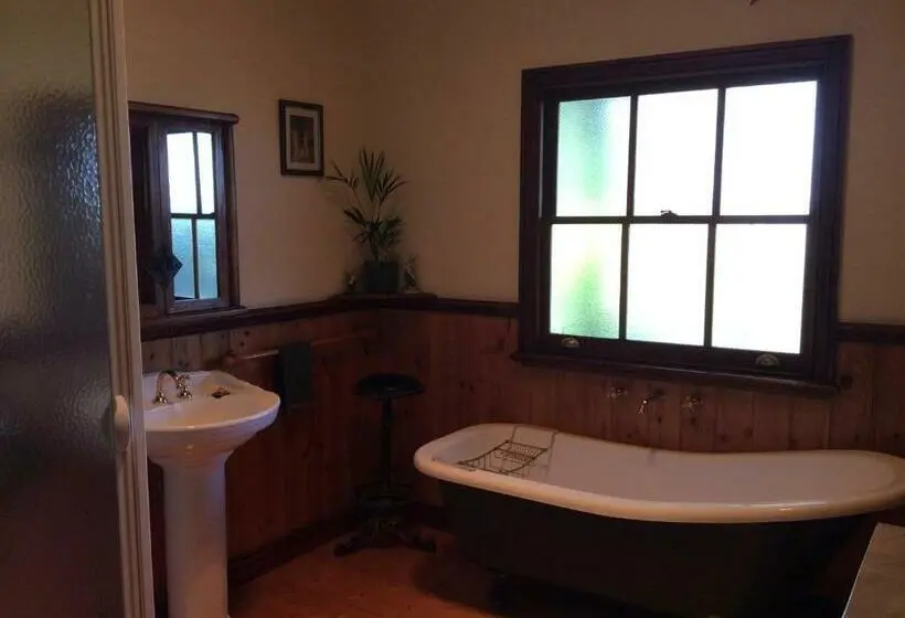 スタンダードルーム, Butterfly Farm Bed And Breakfast Nirranda