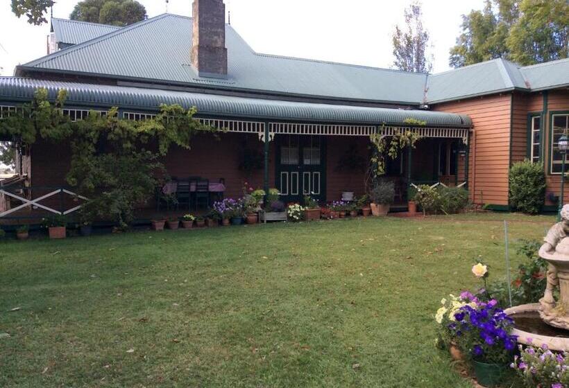 Suite, Butterfly Farm Bed And Breakfast Nirranda