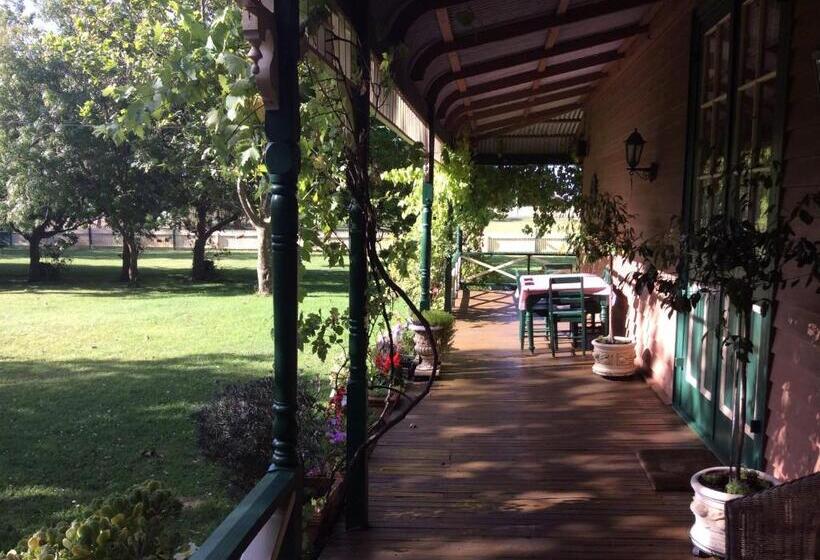 Suite, Butterfly Farm Bed And Breakfast Nirranda