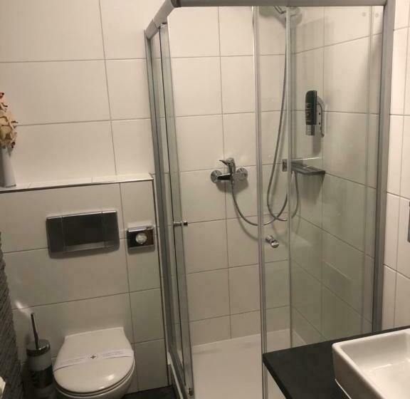 Номер Deluxe, Am Brünnchen