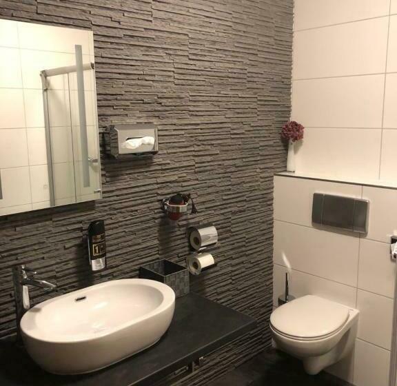 Номер Deluxe, Am Brünnchen