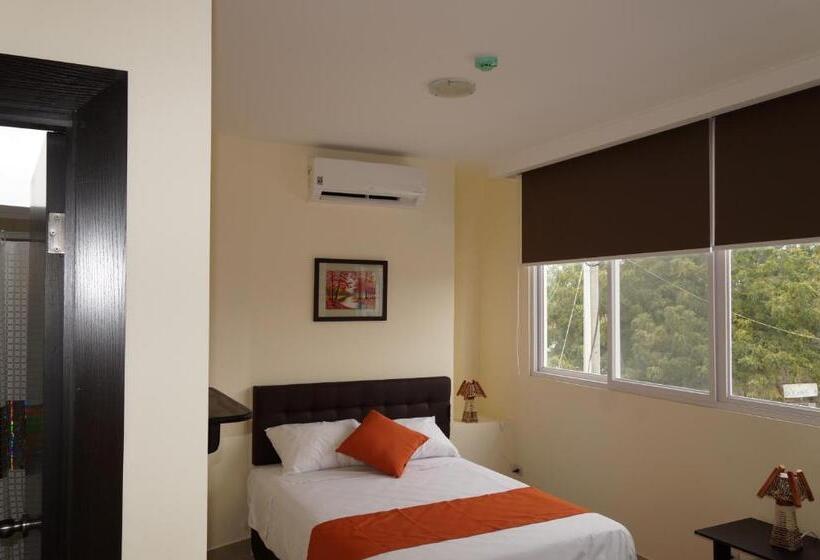 اتاق لوکس, Playa Aventura