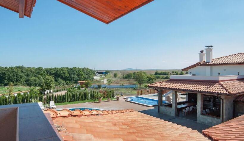 דירה בת חדר שינה 1 עם מרפסת, Villa Trakia