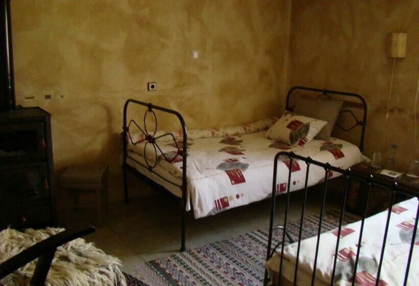 חדר סטנדרט, Bilkarskata Kashta