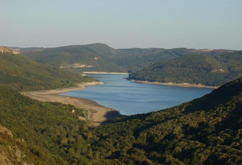 חדר סטנדרט, Bilkarskata Kashta