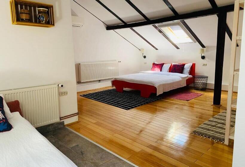 Студия Deluxe, Casa La Moara Din Grădină