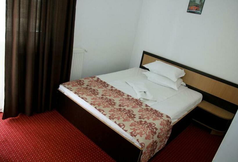 Номер Стандарт, Pensiunea Heaven