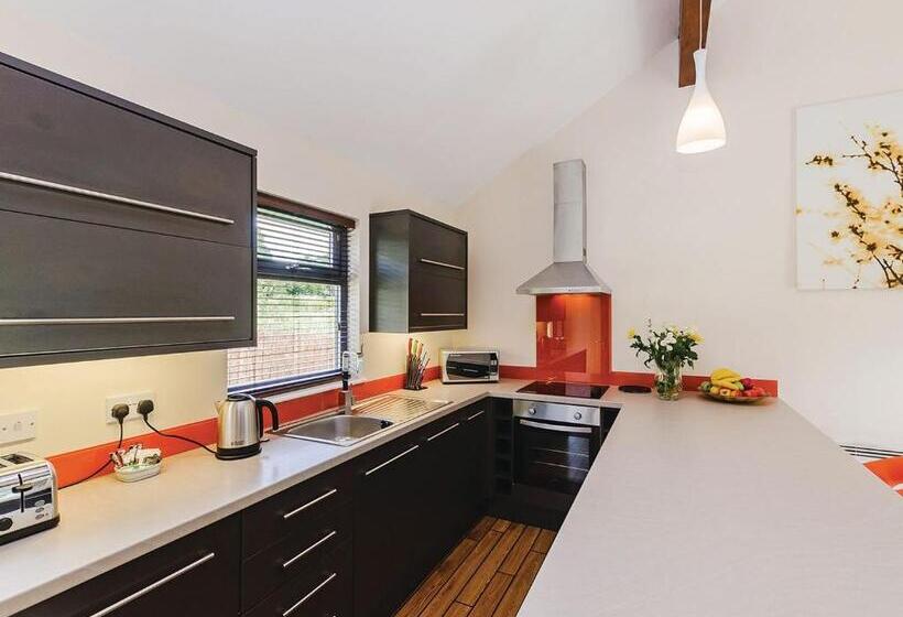 Дом 1 Спальня, Oakwood Lodges