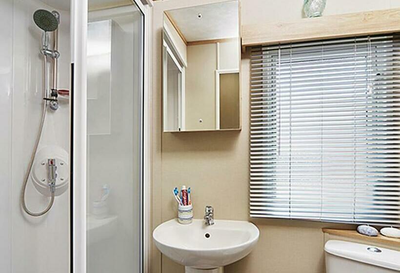 침실 2개 주택, Wild Rose Holiday Park