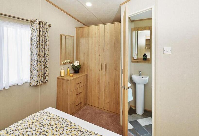 침실 2개 주택, Wild Rose Holiday Park