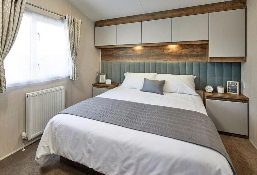 침실 3개 주택, Wild Rose Holiday Park