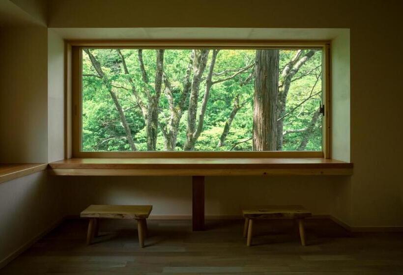 غرفة سوبيريور, Shiroyamakan