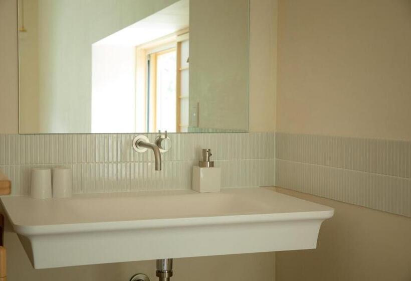 غرفة سوبيريور, Shiroyamakan