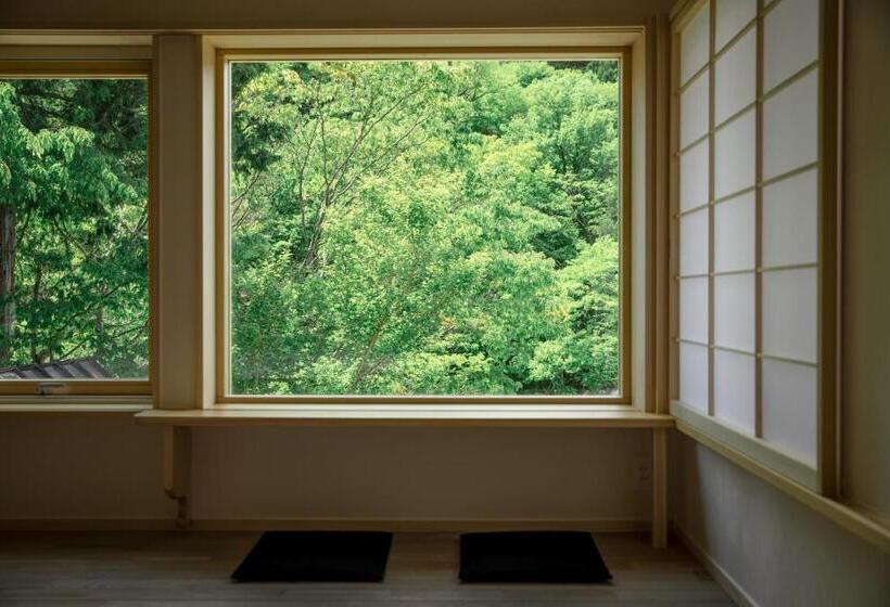 غرفة سوبيريور, Shiroyamakan