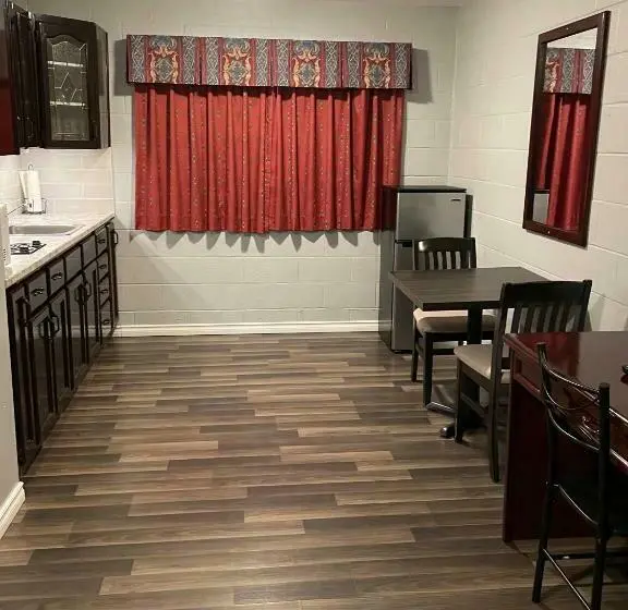 デラックスルーム, Arrow Lake Motel