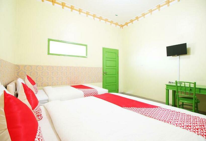 חדר משפחתי, Homestay Hj Suharti Natar Lampung Redpartner