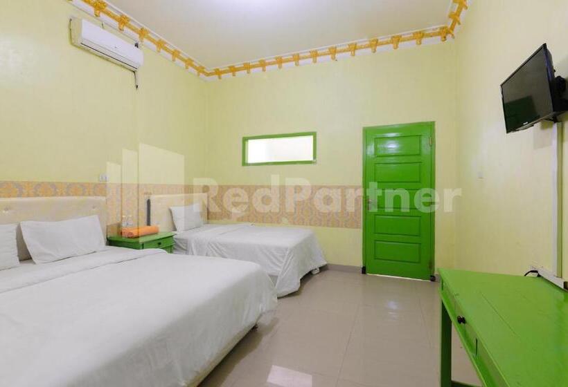 חדר משפחתי, Homestay Hj Suharti Natar Lampung Redpartner