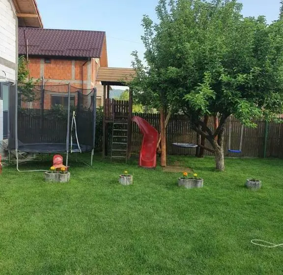 ویلای 1 خوابه, Pensiunea Dandu
