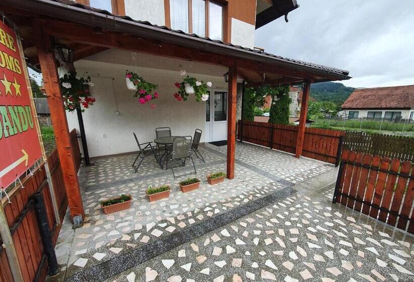 デラックスファミリールーム, Pensiunea Dandu