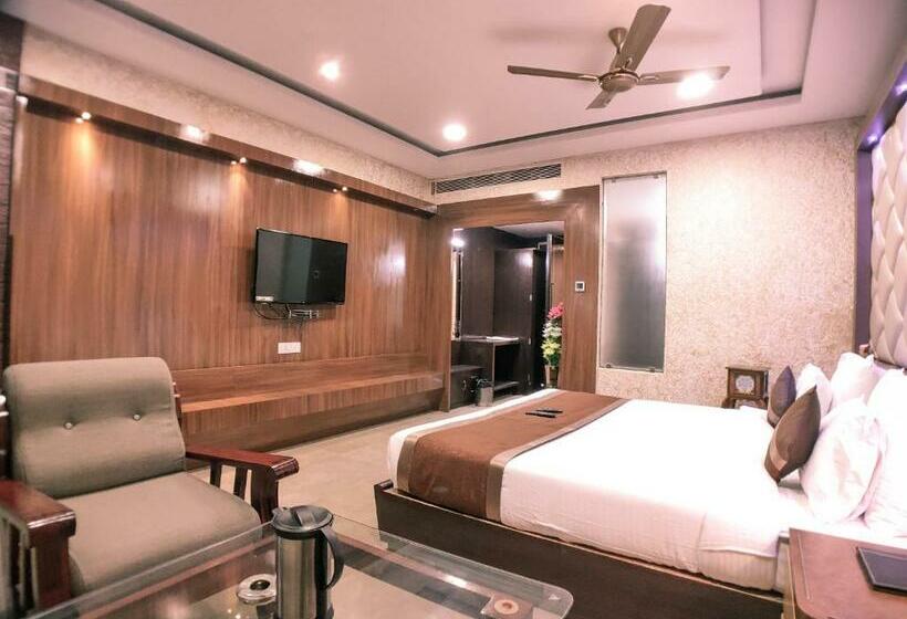 חדר סופריור, Vishnu Empire