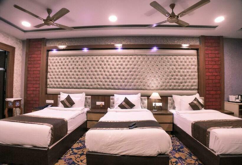 חדר סופריור, Vishnu Empire