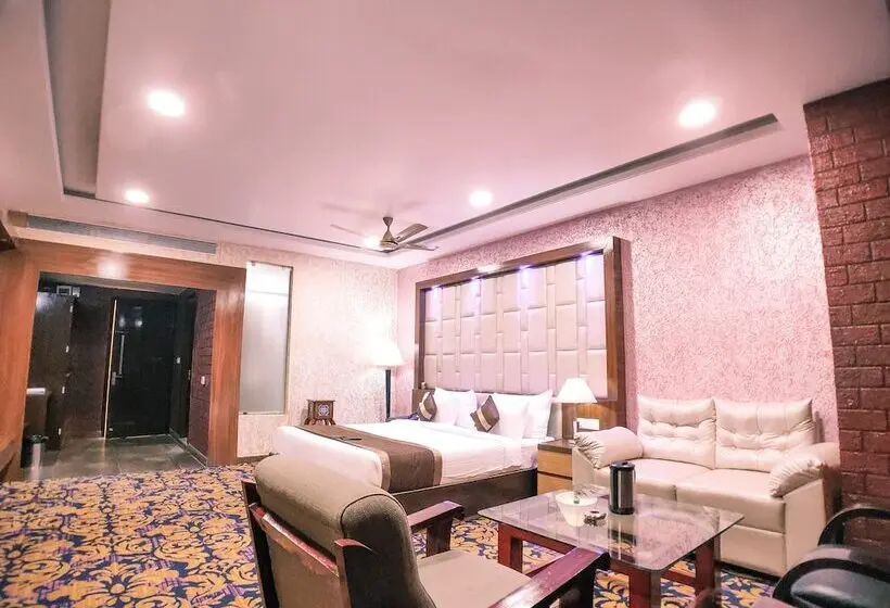 Chambre Supérieure, Vishnu Empire
