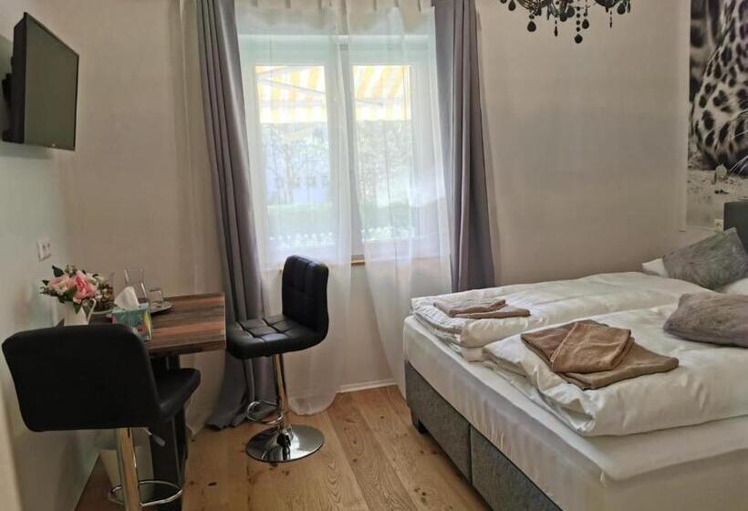 Номер Стандарт Вид на Сад, Enjoyit Velden West